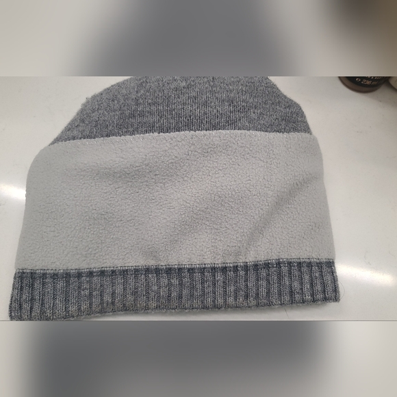 Grey slouchy knit crystal beanie with faux fur pompom - Picture 8 of 10